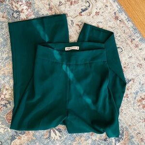 🌼 Zara ankle length pants